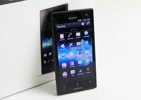 Sony-Xperia-Acro-S-3-jpg-1344218277_480x