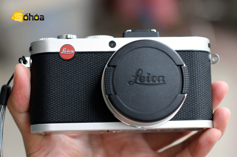 Leica X2.