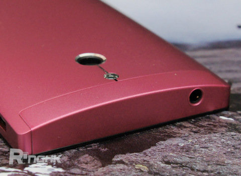 Sony-Xperia-Pink-hong-6-jpg-1344996209_4