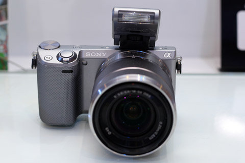 Sony-NEX-5R-3-jpg-1346294404_480x0.jpg