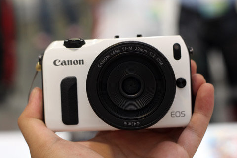 Canon-EOS-M-1-jpg-1346295978_480x0.jpg