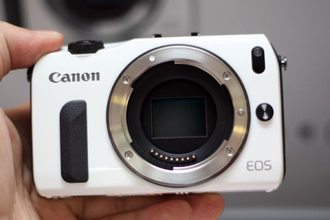 Canon-EOS-M-8-jpg-1346295979_480x0.jpg