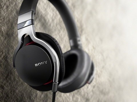 sony-mdr1r-jpg-1346560054_480x0.jpg
