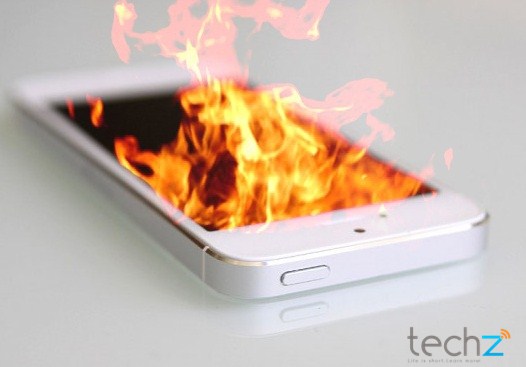 Khi cháy,iPhone 5 và iPhone 4S thải ít khói độc nhất,iphone 5,và,iphone 4s,thải ít khói độc nhất,Samsung,Apple