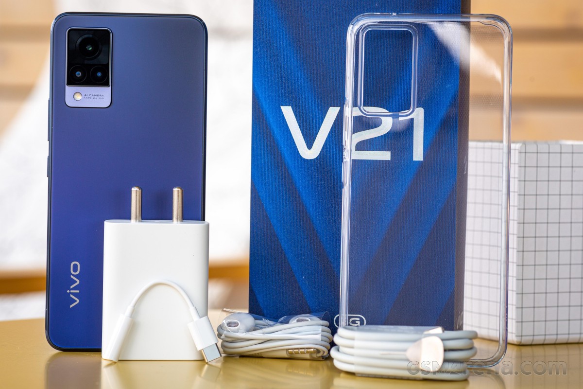 Виво у21. Виво v21 5g. Vivo v21е зарядное устройство. Виво 21 фыолетиви свет. Виво с33 Эстетика распаковка.