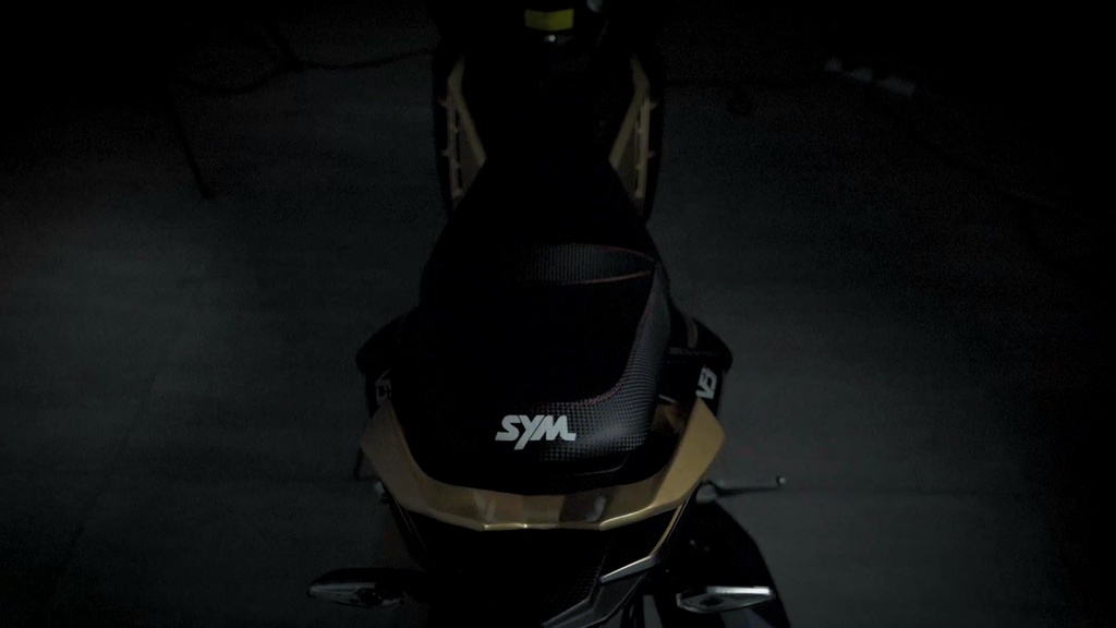 Đối thủ cứng của Yamaha Exciter và Honda Winner X tung bản nâng cấp mới, động cơ vô đối phân khúc ảnh 3