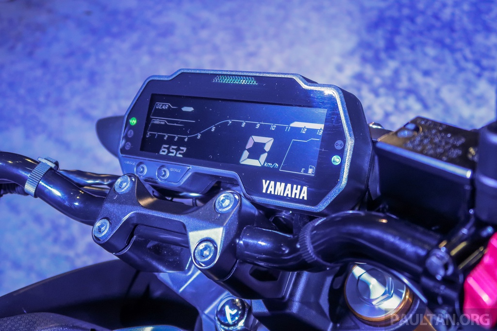 Mẫu xe côn tay mới của Yamaha có giá bán siêu hấp dẫn, sức mạnh ‘ăn đứt’ Yamaha Exciter ảnh 5