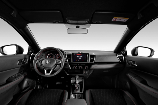 Tin xe hot 28/11: KIA Sorento 2021 tung 2 bản độ hầm hố, Lộ ảnh Hyundai Grand i10 bản SUV ảnh 4