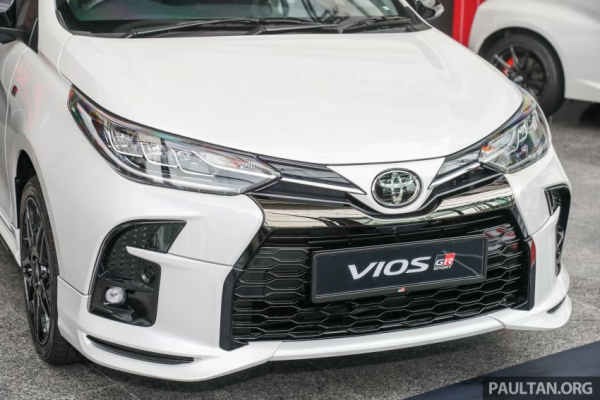Chi tiết Toyota Vios GR-S: Ngoại hình đẹp ‘không góc chết’, sức mạnh khiến Hyundai Accent ‘run rẩy’ ảnh 6