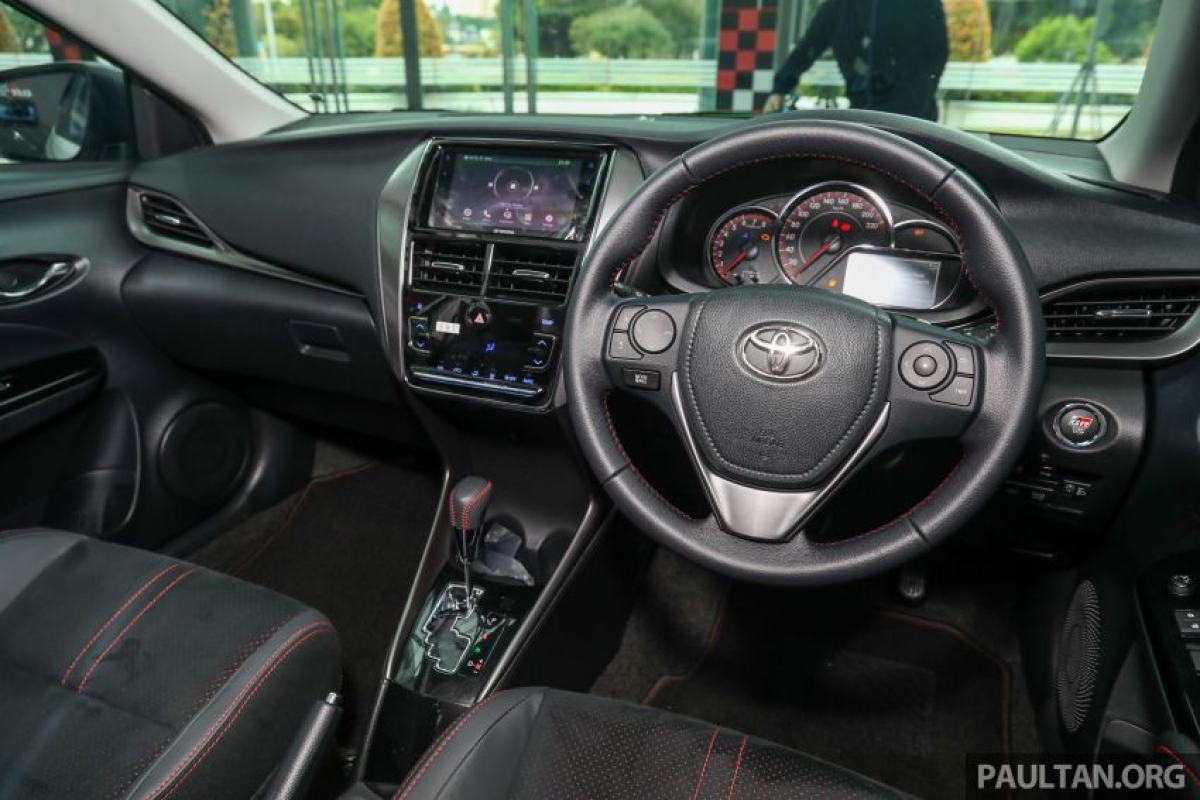Chi tiết Toyota Vios GR-S: Ngoại hình đẹp ‘không góc chết’, sức mạnh khiến Hyundai Accent ‘run rẩy’ ảnh 9
