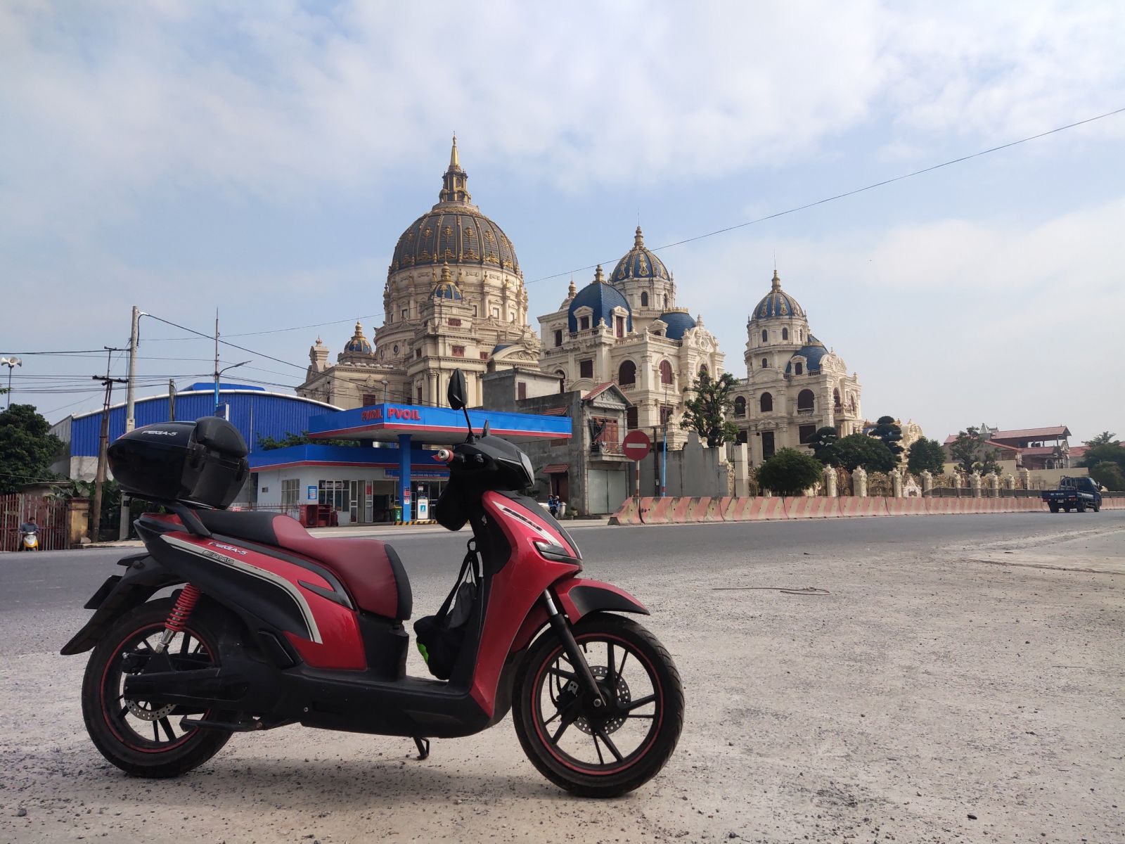 Chuyến xuyên Việt bằng xe máy điện PEGA-S và bước ngoặt cho những người đam mê phượt ảnh 4
