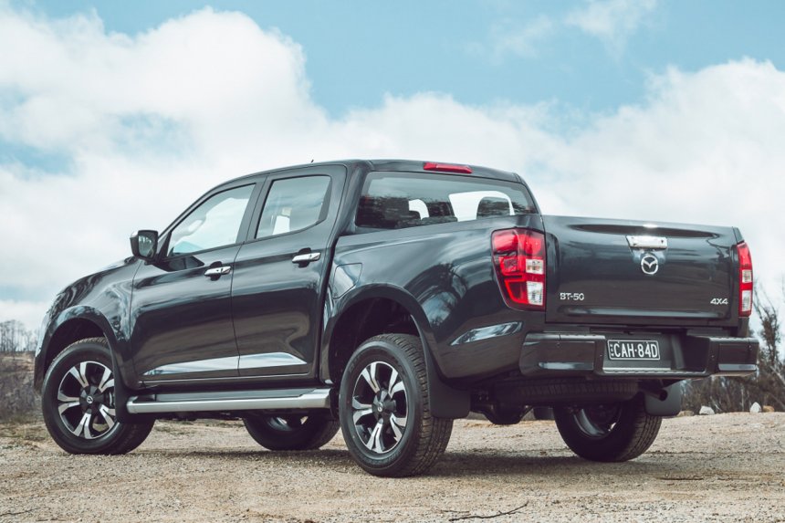 ‘Quái thú’ bán tải Mazda BT-50 2021 đổ bộ thị trường, mang ‘tương lai tăm tối’ tới cho Ford Ranger ảnh 1