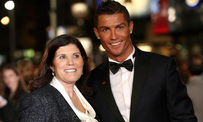 Ronaldo bị mẹ ruột nhiều lần tìm cách sát hại, thế giới bóng đá suýt mất đi một huyền thoại ảnh 1