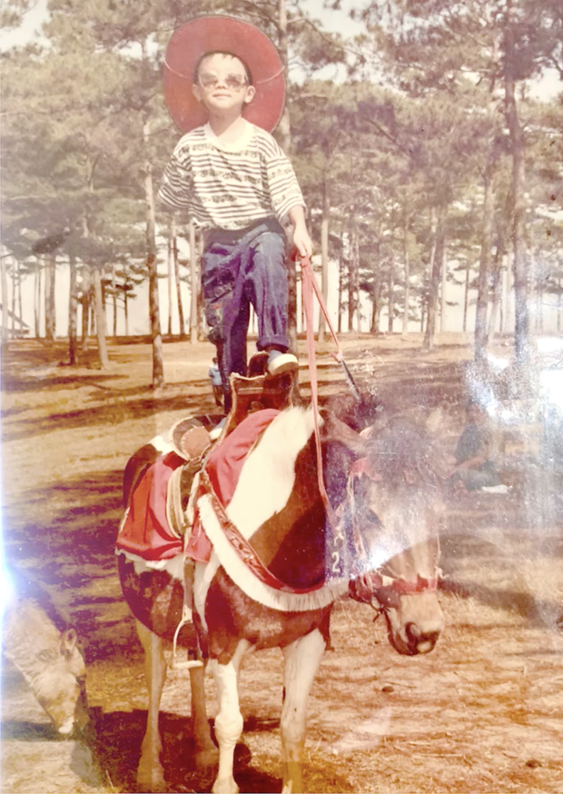 Trấn Thành khổ sở vì lấy vợ hơn tuổi: Bị Hari Won ‘khinh thường’ thế này mà không làm gì được ảnh 2