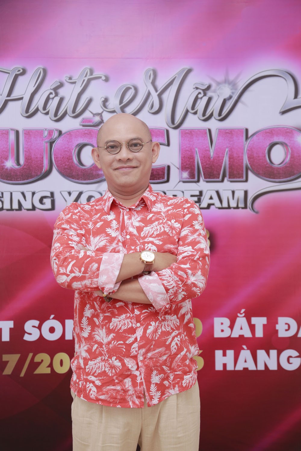 &Ocirc;ng tr&ugrave;m truyền th&ocirc;ng &lsquo;chống lưng&rsquo; Trấn Th&agrave;nh, Trường Giang bất ngờ lăn lộn 'mưu sinh' nơi h&egrave; phố ảnh 1