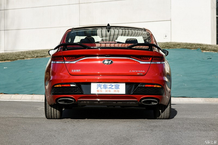 Hyundai Lafesta 2021 ra mắt với giá từ 473 triệu khiến Honda Civic, Mazda3 và Kia Cerato nghẹt thở ảnh 8