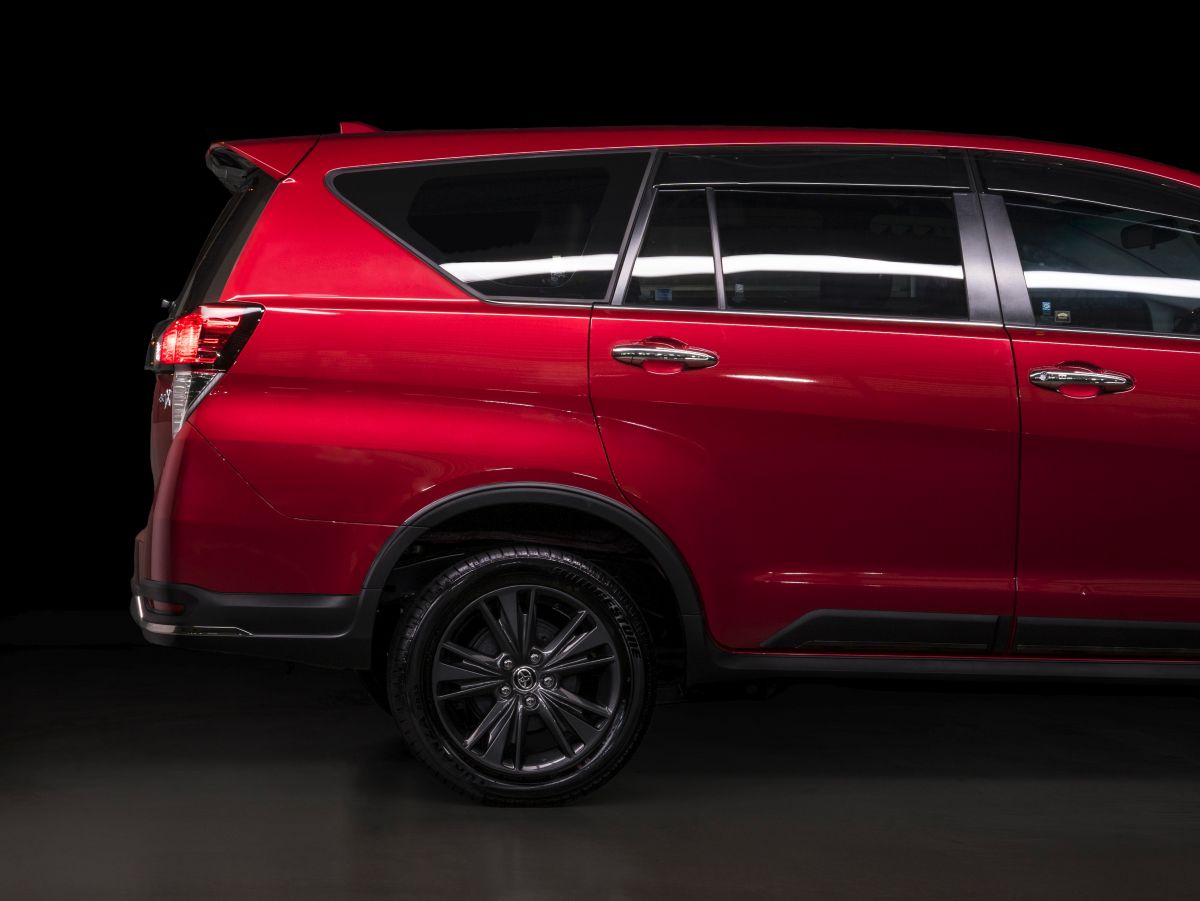 Toyota Innova 2021 ra mắt: Ngoại hình đẹp ngây ngất, công nghệ ‘xịn sò’, giá chỉ từ 646 triệu đồng ảnh 12