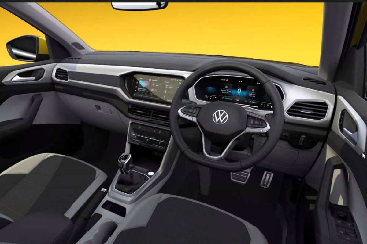 Cơn &aacute;c mộng của Kia Seltos g&acirc;y sốt với gi&aacute; chỉ 314 triệu đồng, thiết kế lấn &aacute;t Toyota Corolla Cross ảnh 3