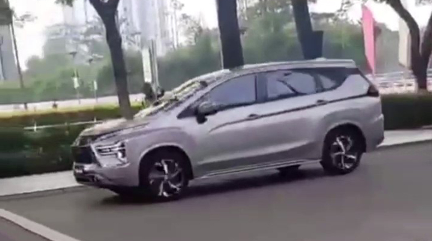 Mitsubishi Xpander 2022 lộ diện trước ng&agrave;y ra mắt, sẵn s&agrave;ng &lsquo;xo&aacute; sổ&rsquo; Suzuki XL7 v&agrave; Toyota Innova ảnh 2