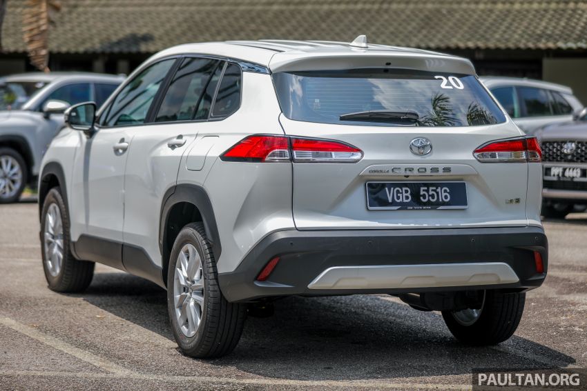 Kia Seltos &lsquo;d&egrave; chừng&rsquo; v&igrave; Toyota Corolla Cross mới nhận h&agrave;ng loạt n&acirc;ng cấp, gi&aacute; dự kiến rẻ hơn ảnh 2