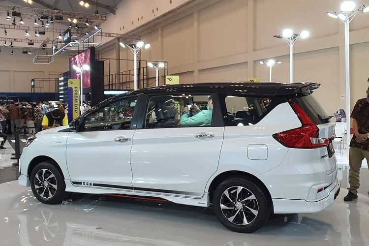 Suzuki Ertiga ra mắt phiên bản mới giá 410 triệu đồng, thiết kế khiến Mitsubishi Xpander choáng váng ảnh 3