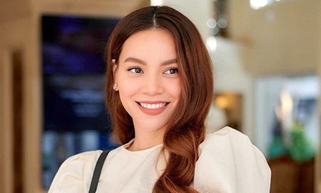 Tin trưa 8/11: Vướng loạt ồn &agrave;o 'cướp bồ', ăn mặc hở hang, Ngọc Trinh tuy&ecirc;n bố 1 c&acirc;u g&acirc;y ngỡ ng&agrave;ng ảnh 5