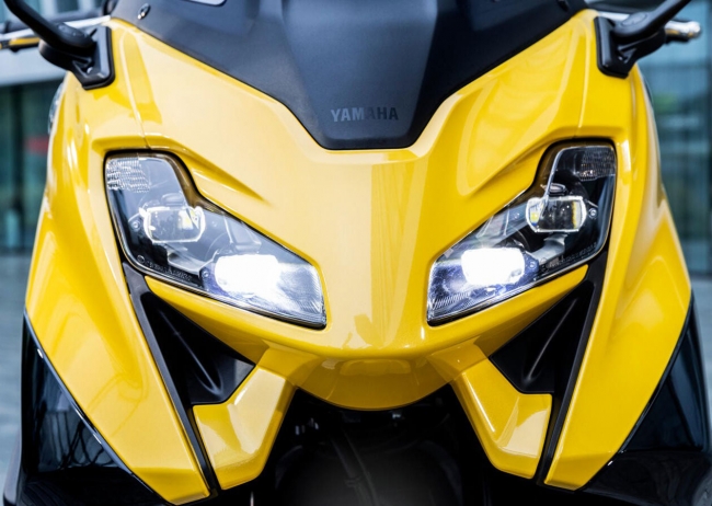 Tin xe 17/11: Yamaha ra mắt ‘quái vật’ tay ga mới: Sức mạnh bóp nghẹt Honda SH, thiết kế cực ngầu ảnh 1