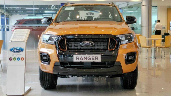 &lsquo;G&acirc;y sốt&rsquo; tại thị trường Việt Nam, gi&aacute; &lsquo;Vua b&aacute;n tải&rsquo; Ford Ranger bất ngờ biến động cực mạnh ảnh 1