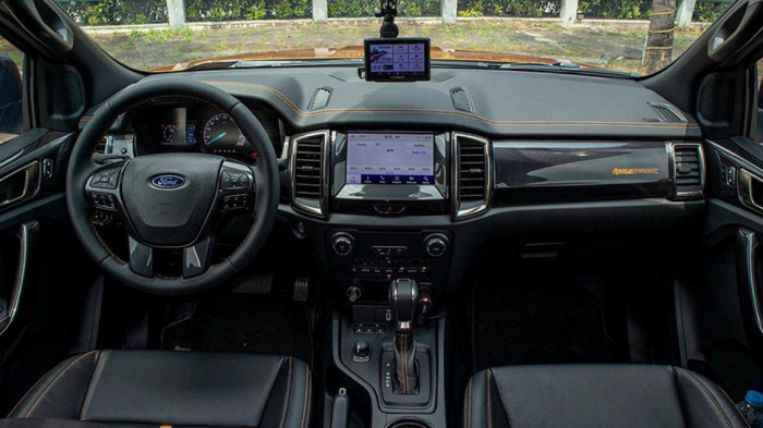 &lsquo;G&acirc;y sốt&rsquo; tại thị trường Việt Nam, gi&aacute; &lsquo;Vua b&aacute;n tải&rsquo; Ford Ranger bất ngờ biến động cực mạnh ảnh 3