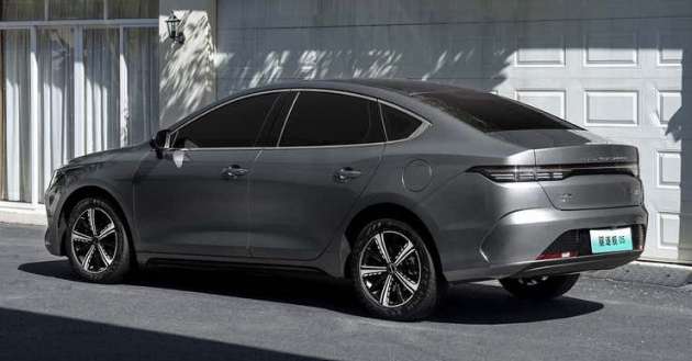 Đối thủ mới của Kia K3 v&agrave; Hyundai Elantra sở hữu trang bị cực khủng, gi&aacute; rẻ hơn Toyota Vios ảnh 2