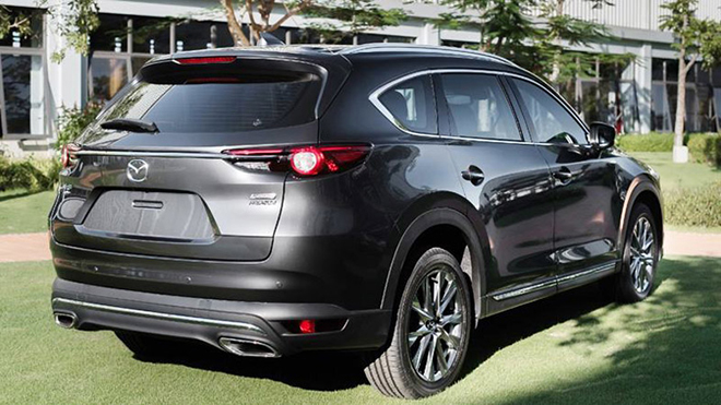 Giá lăn bánh Mazda CX-8 tháng 3/2022: Lấn lướt Hyundai Santa Fe và Toyota Fortuner bằng ưu đãi khủng ảnh 3