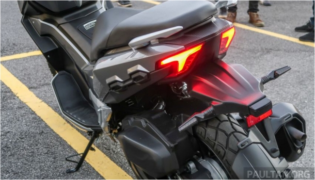 Tin xe hot 22/4: Đối thủ gi&aacute; 45 triệu của Honda Air Blade ra mắt, ch&iacute;nh thức mở b&aacute;n trong th&aacute;ng 5 ảnh 1