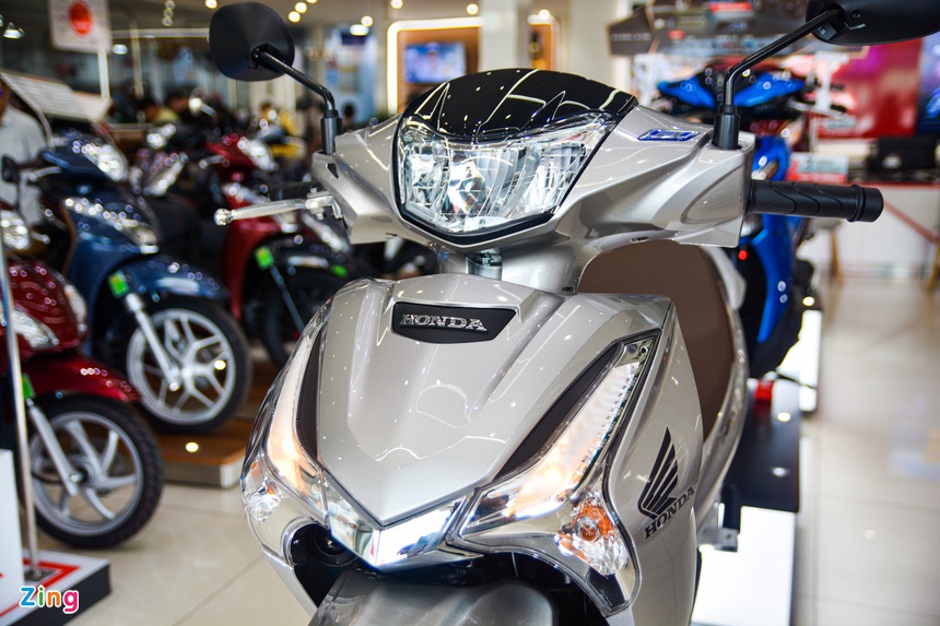Giá Honda Future bất ngờ biến động cực mạnh khiến Yamaha Jupiter choáng váng, khách Việt bấn loạn ảnh 2