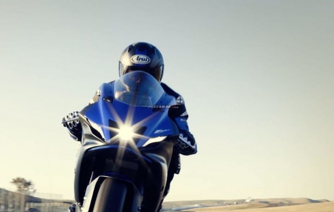 Tin xe hot 16/5: Đàn em của Yamaha Exciter lộ diện với thiết kế tuyệt đẹp, ra mắt trong tuần tới ảnh 1