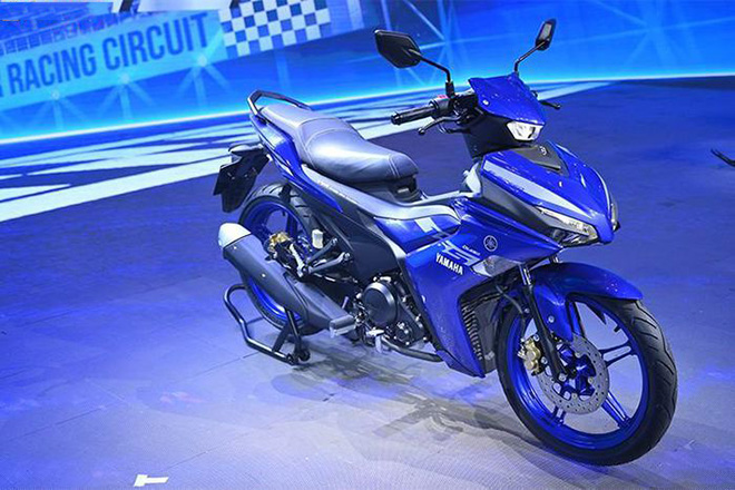 Yamaha Exciter 155 VVA c&oacute; gi&aacute; si&ecirc;u rẻ khi mua online, Honda Winner X cũng phải kinh ngạc ảnh 1