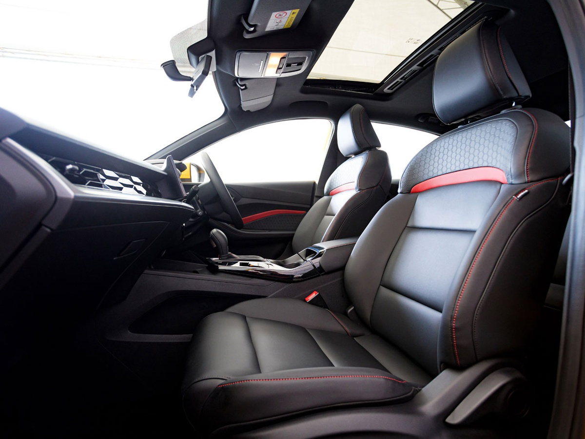 Kẻ ngáng đường KIA Cerato trình làng với giá 391 triệu đồng, ‘sát phạt’ Hyundai Elantra, Honda Civic ảnh 7