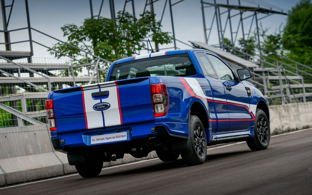 ‘Vua bán tải’ Ford Ranger tung phiên bản mới: Giá chỉ 489 triệu, trang bị xịn sò vô đối ảnh 10