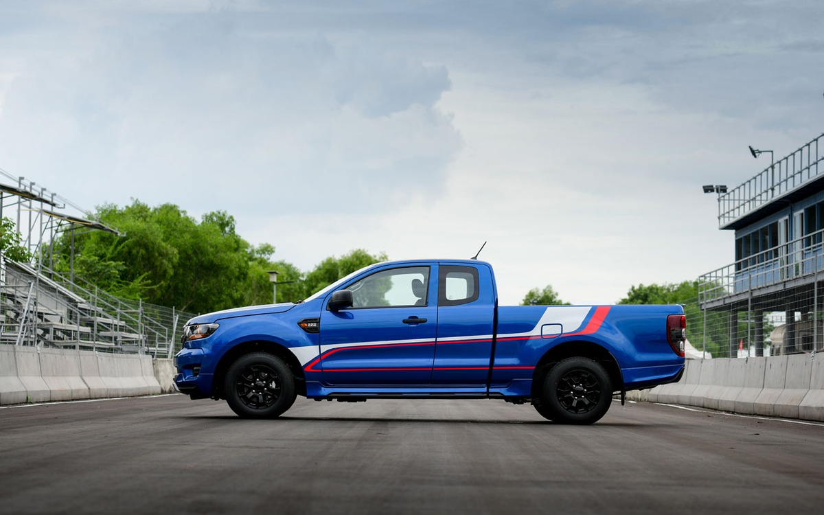 ‘Vua bán tải’ Ford Ranger tung phiên bản mới: Giá chỉ 489 triệu, trang bị xịn sò vô đối ảnh 3