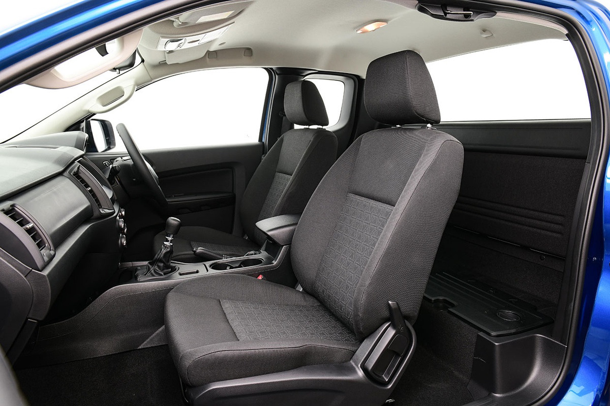 ‘Vua bán tải’ Ford Ranger tung phiên bản mới: Giá chỉ 489 triệu, trang bị xịn sò vô đối ảnh 9