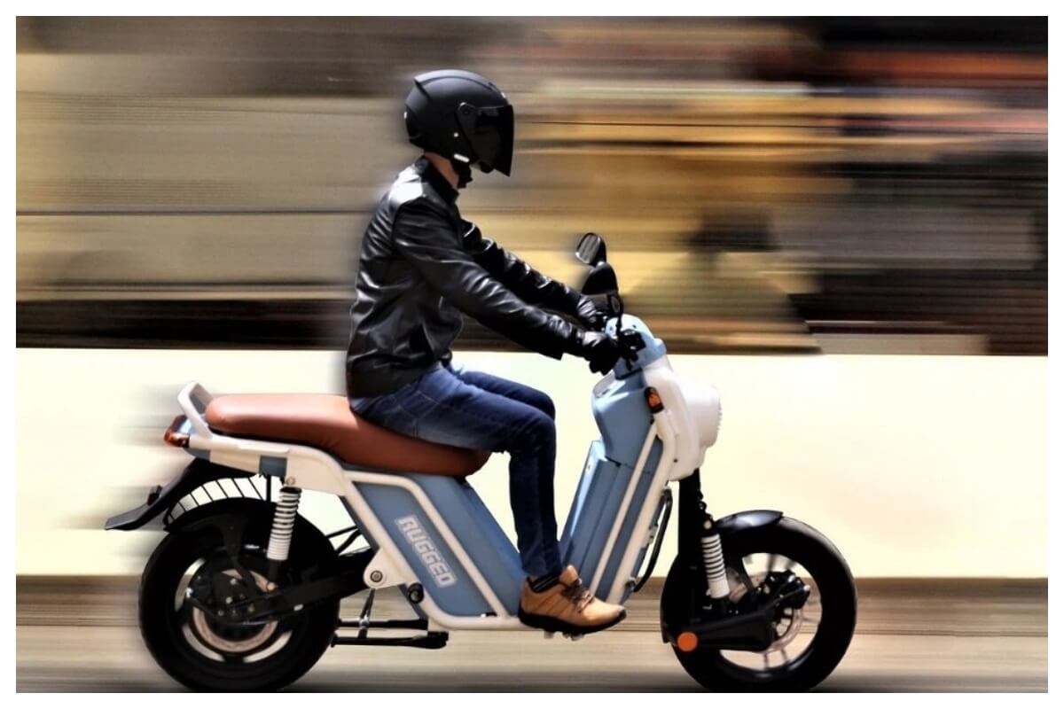 Đối thủ mới của Honda Vision ra mắt với giá chỉ 24 triệu đồng, sẵn sàng lật đổ ‘Tiểu SH’ ảnh 2