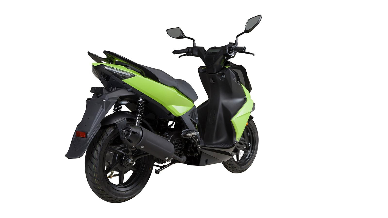 Mẫu xe tay ga mới tr&igrave;nh l&agrave;ng với thiết kế đậm chất thể thao, sẵn s&agrave;ng g&acirc;y sốt hơn cả Honda Vision ảnh 2