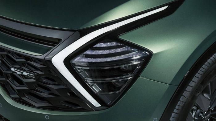 &lsquo;Anh em&rsquo; của KIA Seltos thiết kế đẹp ngất ng&acirc;y, trang bị cực xịn khiến Toyota Corolla Cross &lsquo;run sợ&rsquo; ảnh 12