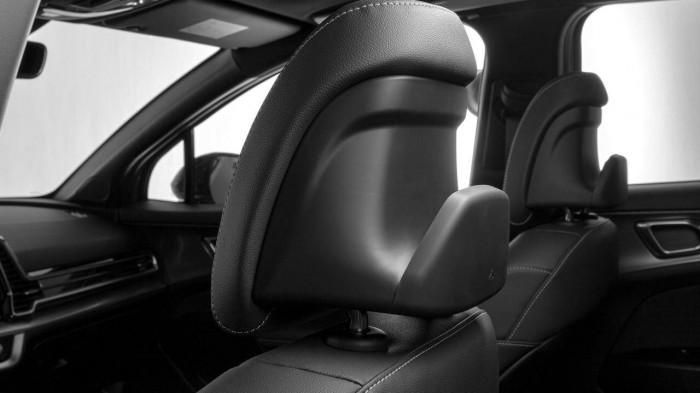 &lsquo;Anh em&rsquo; của KIA Seltos thiết kế đẹp ngất ng&acirc;y, trang bị cực xịn khiến Toyota Corolla Cross &lsquo;run sợ&rsquo; ảnh 21