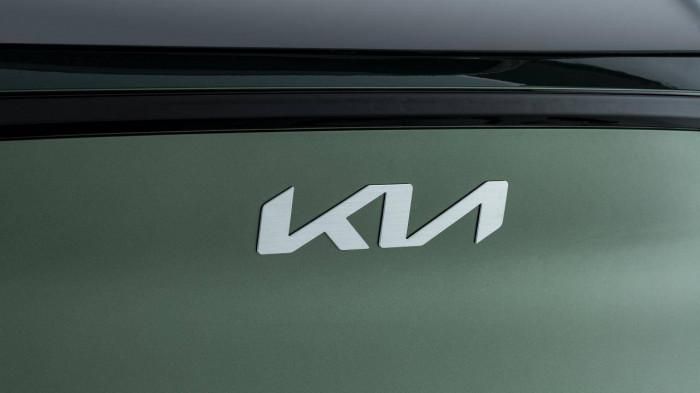 &lsquo;Anh em&rsquo; của KIA Seltos thiết kế đẹp ngất ng&acirc;y, trang bị cực xịn khiến Toyota Corolla Cross &lsquo;run sợ&rsquo; ảnh 25