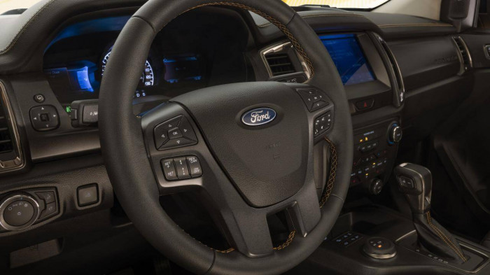 ‘Vua bán tải’ Ford Ranger bất ngờ có thêm phiên bản mới đẹp không chỗ chê, khiến khách Việt mê mẩn ảnh 2