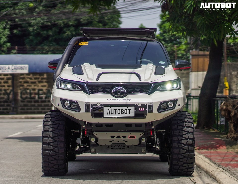 Toyota Fortuner được nâng cấp cực ngầu, mê hoặc khách hàng đam mê off-road ảnh 2