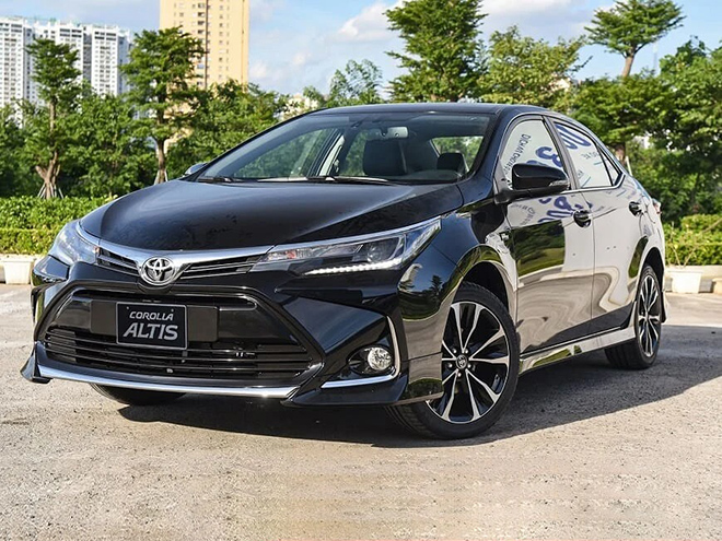 Gi&aacute; lăn b&aacute;nh Toyota Corolla Altis th&aacute;ng 2/2022: Ưu đ&atilde;i ngập tr&agrave;n, so k&egrave; Kia K3 v&agrave; Hyundai Elantra ảnh 2