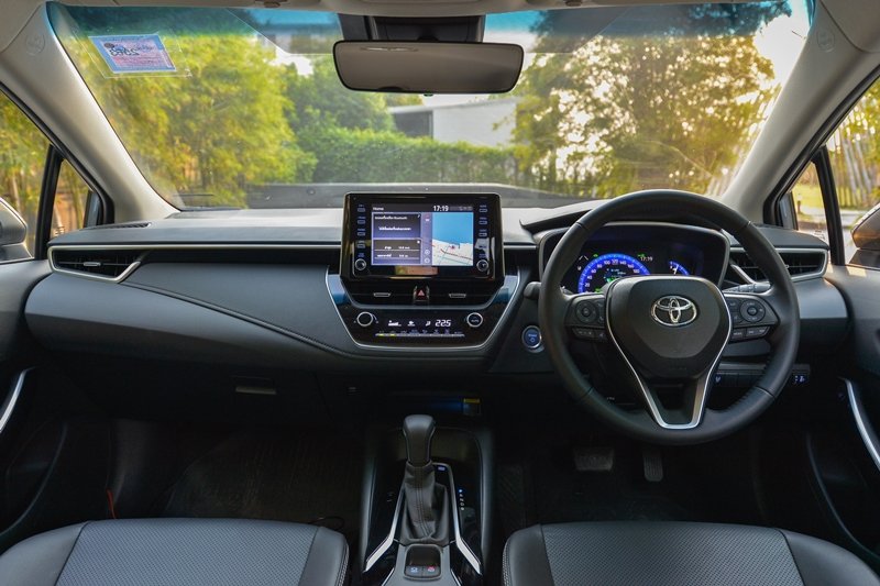 Toyota Corolla Altis 2022 cập bến Việt Nam, thêm trang bị khiến Kia K3 và Hyundai Elantra hoảng hốt ảnh 5