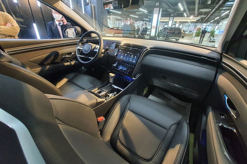 Giá Hyundai Tucson 2022 bất ngờ biến động 90 triệu đồng, khiến Mazda CX-5 và Honda CR-V ngẩn ngơ ảnh 3
