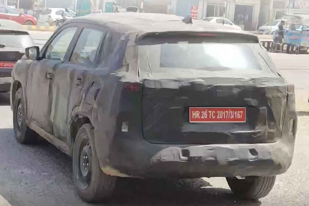 Kia Seltos v&agrave; Hyundai Creta &lsquo;t&aacute;i mặt&rsquo; v&igrave; đ&agrave;n em mới của Toyota Corolla Cross chuẩn bị ra mắt ảnh 3